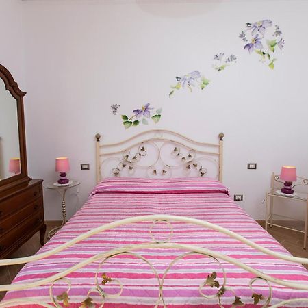Sant'Anna Bed & Breakfast Аджерола Екстериор снимка