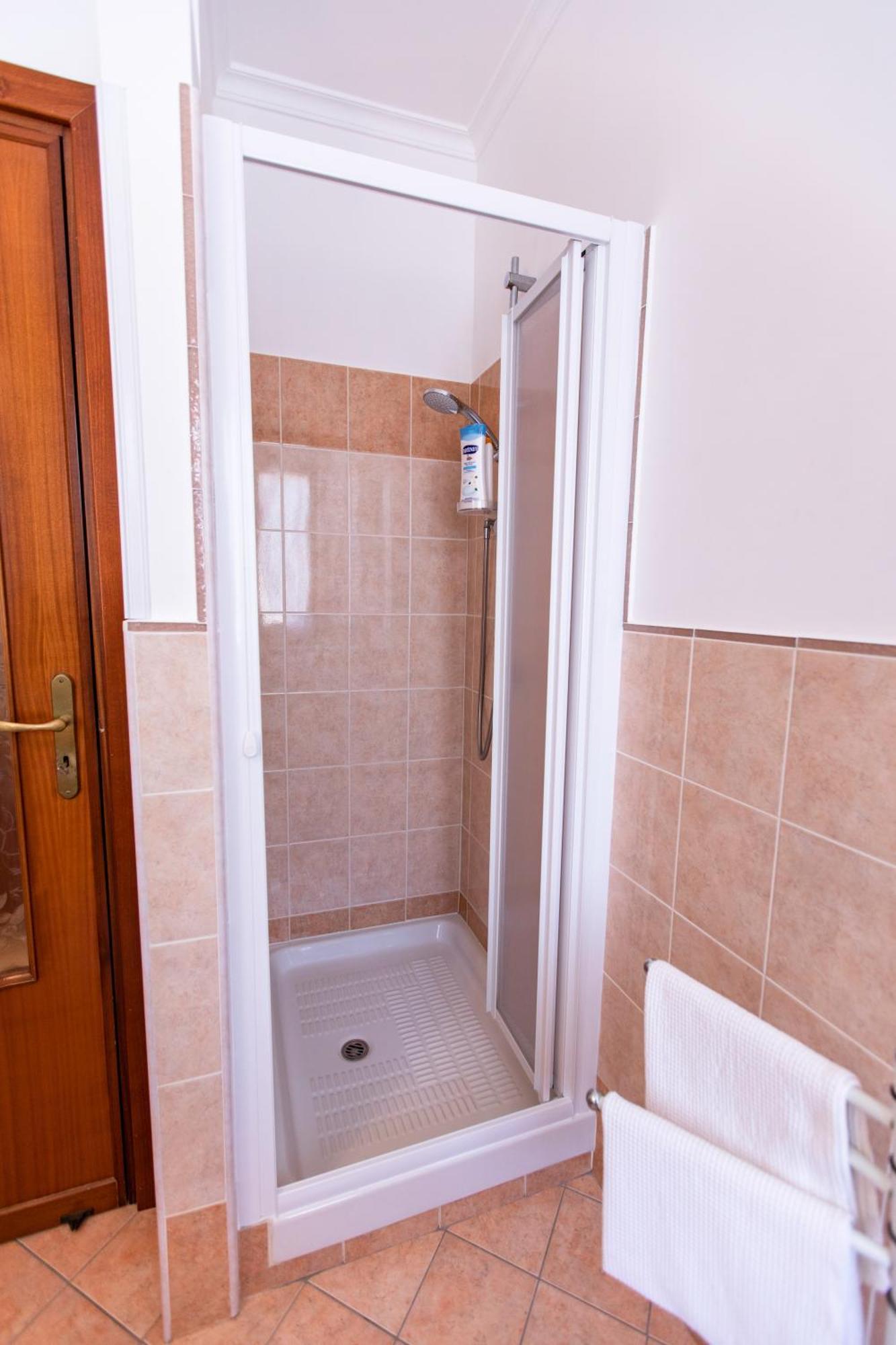 Sant'Anna Bed & Breakfast Аджерола Екстериор снимка