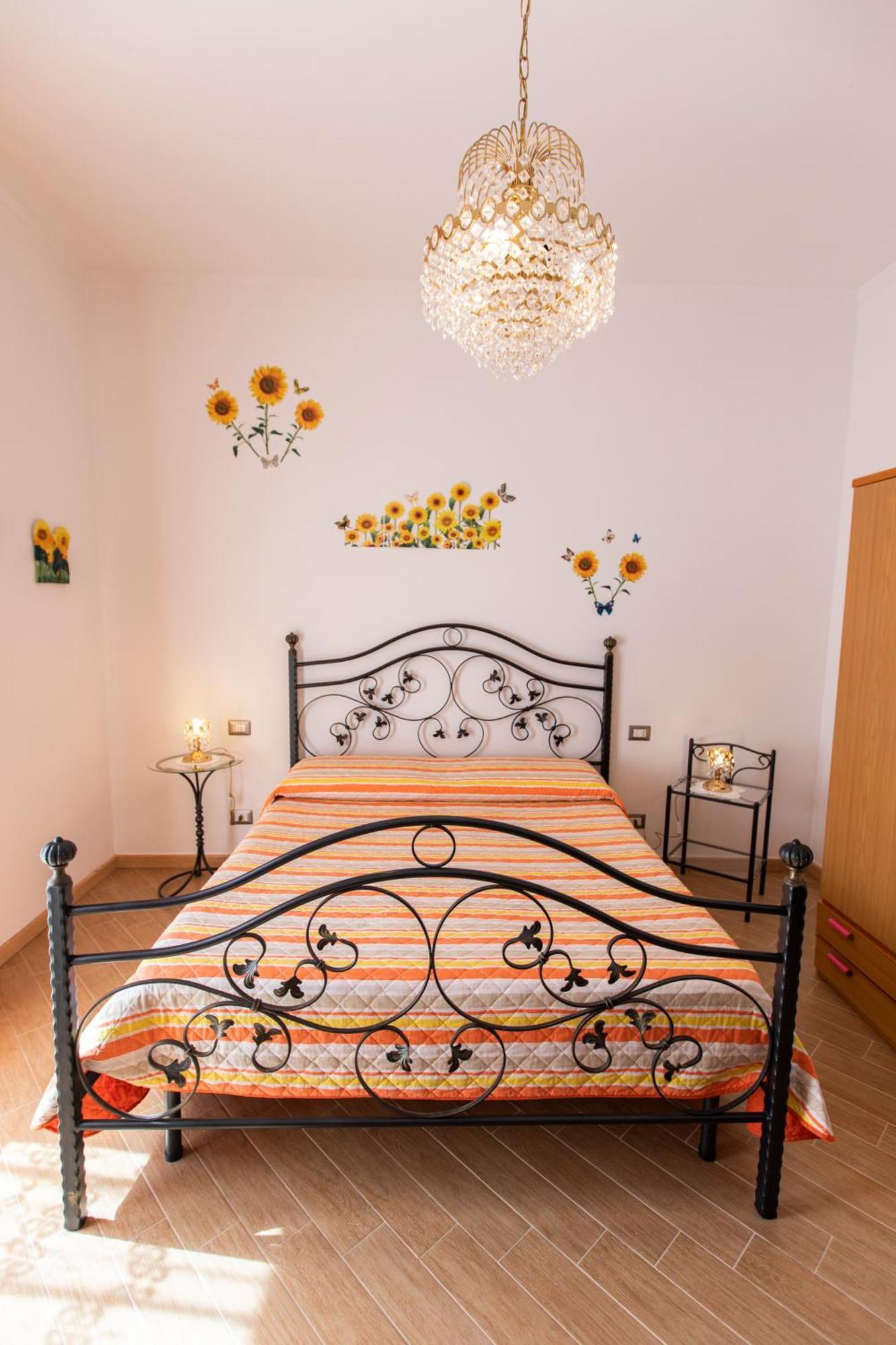 Sant'Anna Bed & Breakfast Аджерола Екстериор снимка