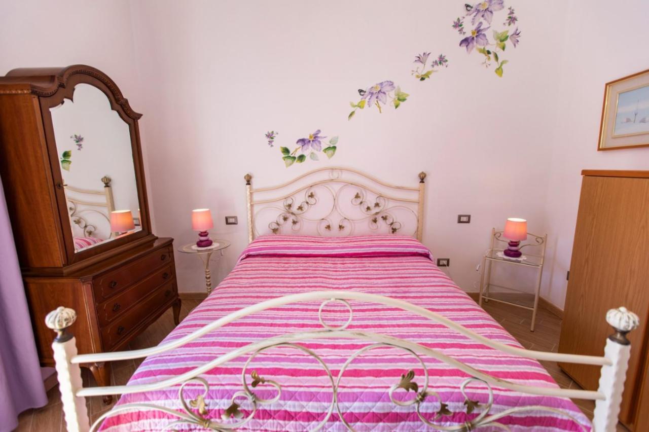 Sant'Anna Bed & Breakfast Аджерола Екстериор снимка